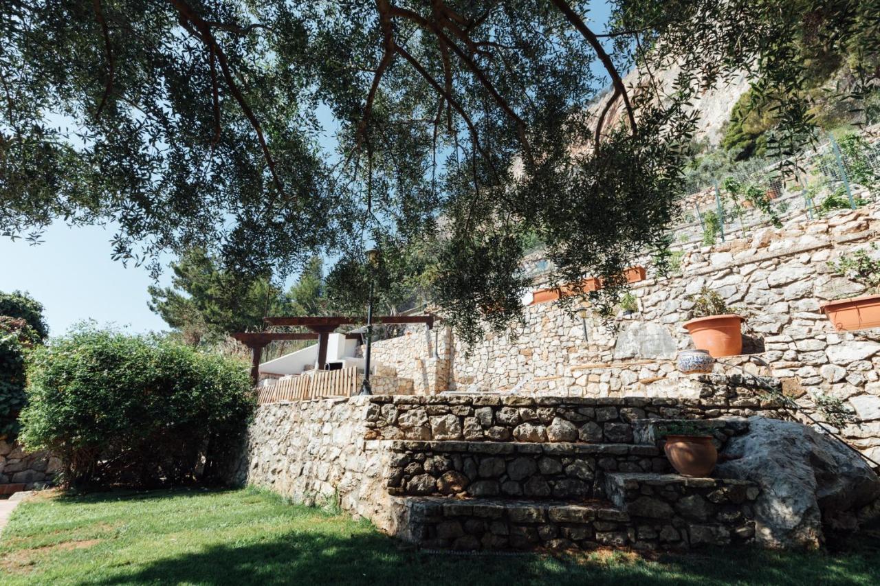 Appartamento In Villa Con Accesso Al Mare, Vista Mozzafiato Palermo Exterior foto